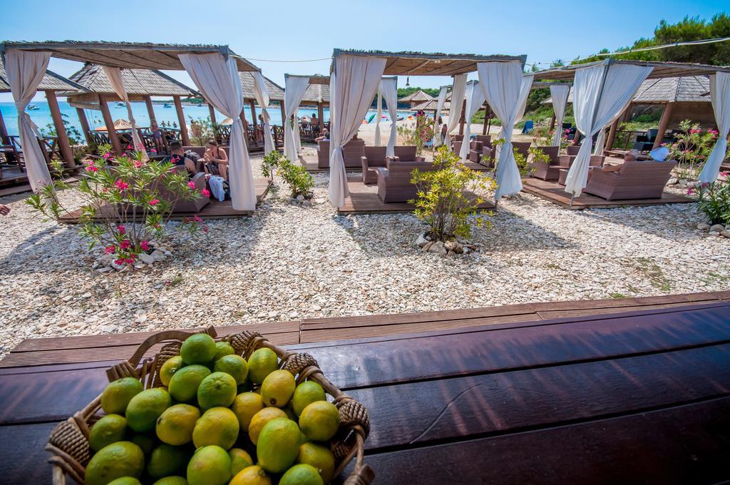 Hotel Maxim Božava Εξωτερικό φωτογραφία