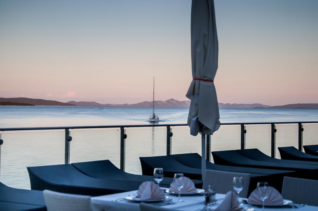 Hotel Maxim Božava Εξωτερικό φωτογραφία