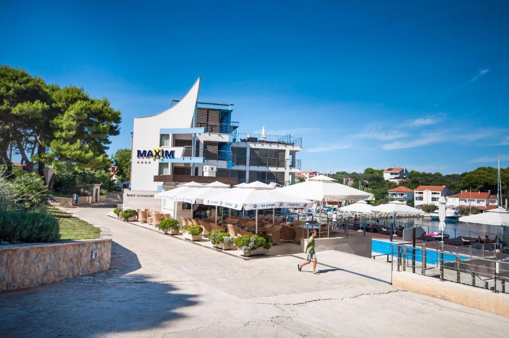 Hotel Maxim Božava Εξωτερικό φωτογραφία